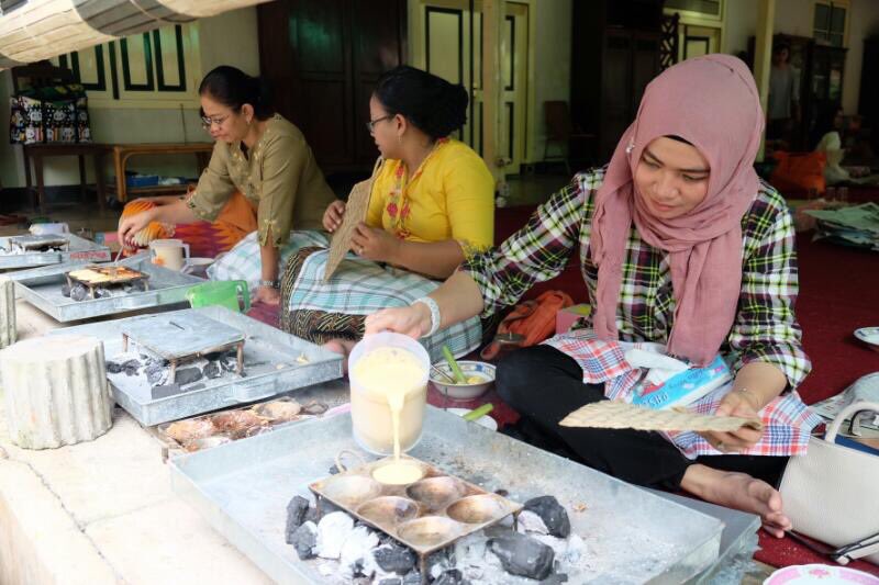 Apem Jogja, Manisnya Kue Tradisional dari Kota Kenangan