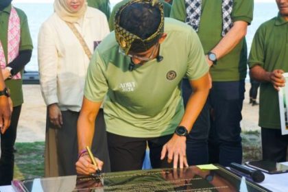 Peresmian Desa Cemaga Tengah sebagai desa wisata terbaik oleh Menparekraf RI. Sumber: posmetro.com