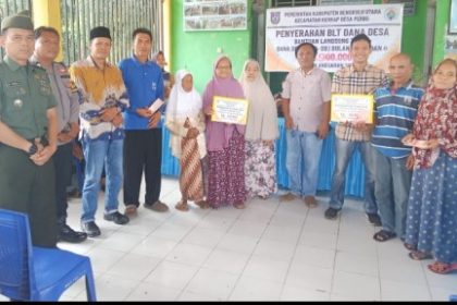 Prosesi Serah Terima BLT DD. Sumber: cakrawalanusantara.id