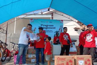 Pengumuman terpilihnya Desa Amola dan Sidorejo binaan Desa Brilian oleh BRI Cabang Polewali Mandar. Sumber : kilassulawesi.com