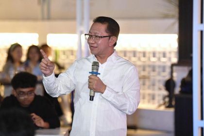 Sekretaris Jenderal Kementerian Desa, Pembangunan Daerah Tertinggal, dan Transmigrasi Taufik Madjid saat Dialog Interaktif dengan tema Peranan Pemuda dalam Transformasi Malut Menuju Indonesia Emas 2045 di Ternate. Sumber: Dok. Kolomdesa