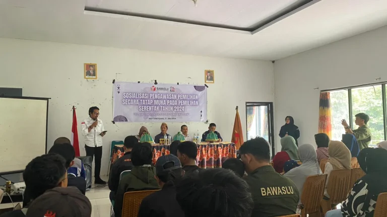 Sosialisasi Desa Sadar Pengawasan di Aula Desa Pattaneteang, Kecamatan Tompobulu, Kabupaten Bantaeng. Sumber: Istimewa