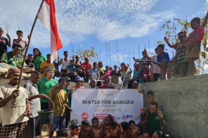 Warga Desa Banuan NTT Bisa menikmati akses air bersih.. Sumber foto : istimewa