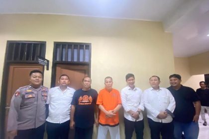 Polda Banten Tahan Kades Wanakerta Tangerang karena Kasus Pemalsuan Surat Tanah, 2 Anak Buron. Sumber : TEMPO