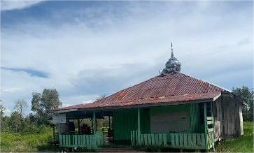 Tempat Ibadah yang tergenang di Kampung Tenggelam. Sumber: Istimewa.