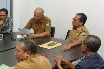 Direktur PUKAT dan YGHL. Sumber: Istimewa