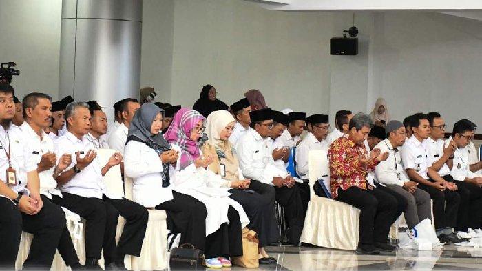 Sejumlah kepala desa hingga OPD Lingkup Pemda Lotim saat menghadiri Workshop Evaluasi Pengelolaan Keuangan dan Pembangunan Desa,. Sumber: Tribun Lombok