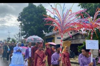 Camat Bunguran Tengah, Suhendrik Saat Membuka Acara. Sumber: rri.co.id