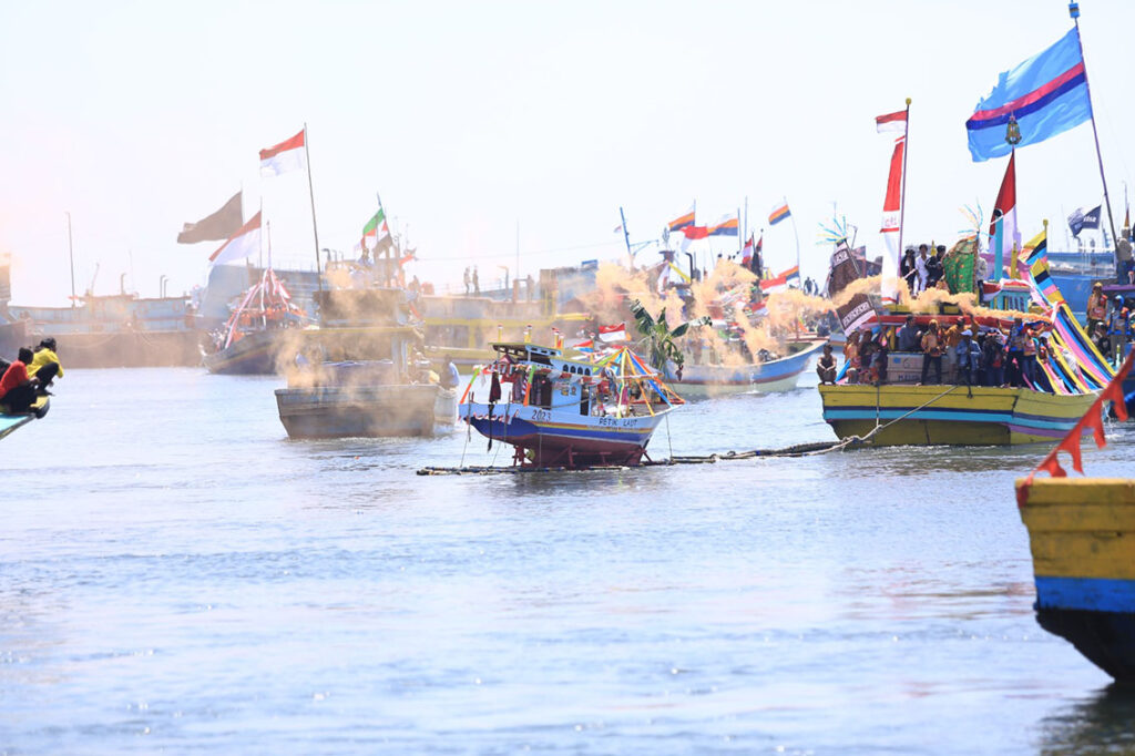 Petik Laut Probolinggo, Tradisi Syukur Nelayan yang Menyatu dengan Alam