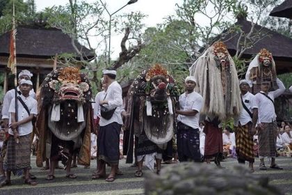 Ilustrasi Salah satu kegiatan adat di Desa Adat Padangtegal. Sumber Foto : Detikbali