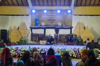 Desa Wisata Bangowan di Blora menjadi destinasi unggulan dengan memadukan keindahan alam perbukitan dan kekayaan budaya lokal, seperti Wayang Thengul dan agrowisata sawo organik. Sumber: Dok. Kemenparekraf