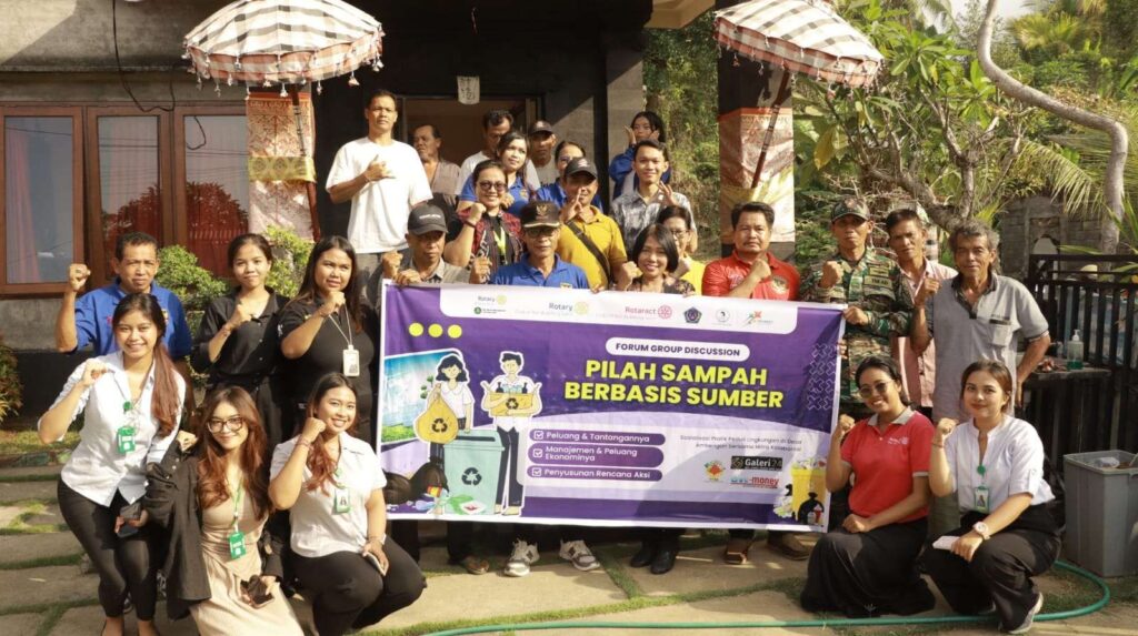 Kegiatan Forum Group Discussion Pilah Sampah Berbasis Sumber yang diadakan di Desa Ambengan, Kecamatan Sukasada, Kabupaten Buleleng. Sumber: Humas Pemerintah Desa Ambengan.