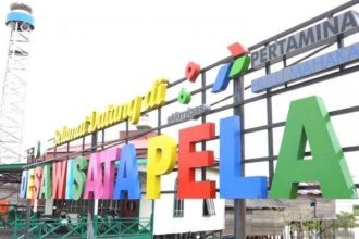 Desa Pela di Kutai Kartanegara yang berada di tengah Danau Semayang, Kota Bangun itu meraih peringkat 5 Lomba Desa Wisata Nusantara 2024.