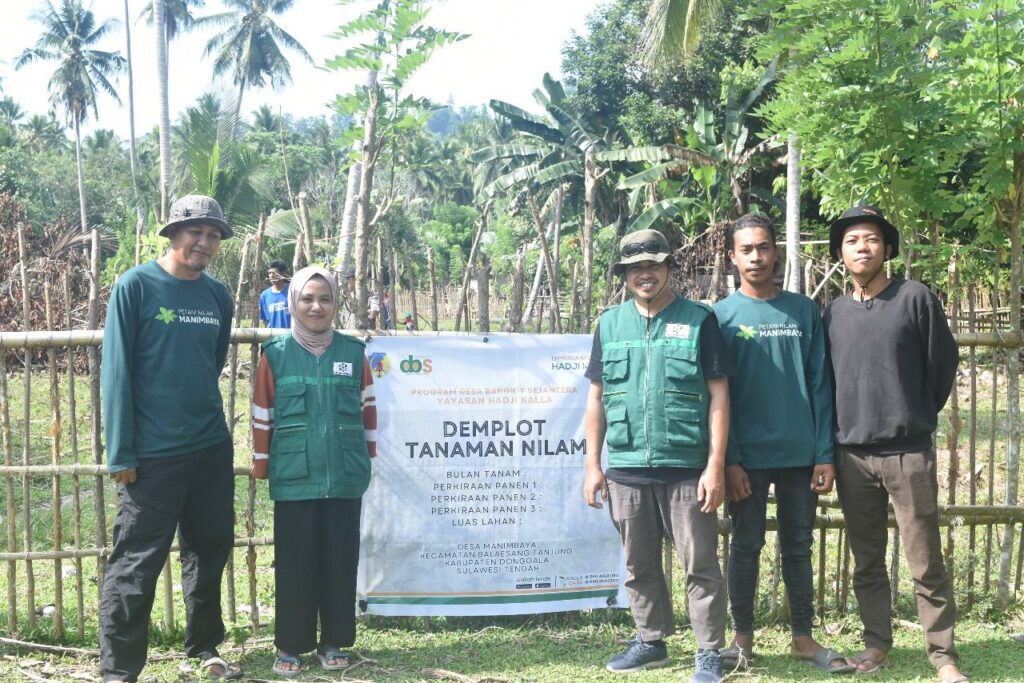 Pembinaan LAZ Hadji Kalla ke Desa Rano dan Manimbaya. Sumber: rakyatsulsel.fajar.co.id.