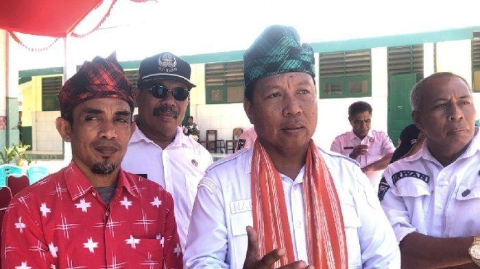 Sekda Wakatobi saat menghadiri acara pemilihan lomba PKK Sultra. Sumber: sultra.tribunnews.com.