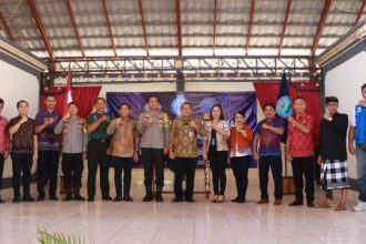 Foto bersama pencanangan Desa Petemon Kecamatan Seririt sebagai Desa Bersina. Sumber Foto: RadioArki