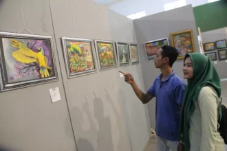 Suasana pameran lukisan yang digelar di Desa Sengon, Jombang. Sumber : Anggi Fridianto/Radar Jombang