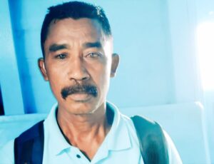 Kepala Desa Tawa Fasri Muhammad. Sumber : teropongmalut.com