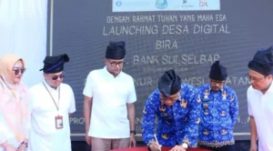 Kegiatan digitalisasi ekonomi di Desa Bira. Sumber: pikiran-rakyat.com