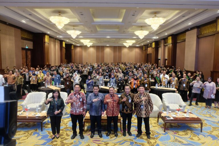 Foto bersama saat pembukaan Rakernis. Sumber: dok. BPI.