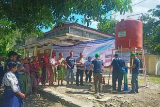 Peresmian Air Bersih Desa Rabasa Dengan Aparat Setempat. Sumber: Dokumentasi Pemdes Rabasa