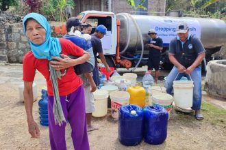 Kemarau melanda Desa Binotik. Sumber: tribunnews.com.