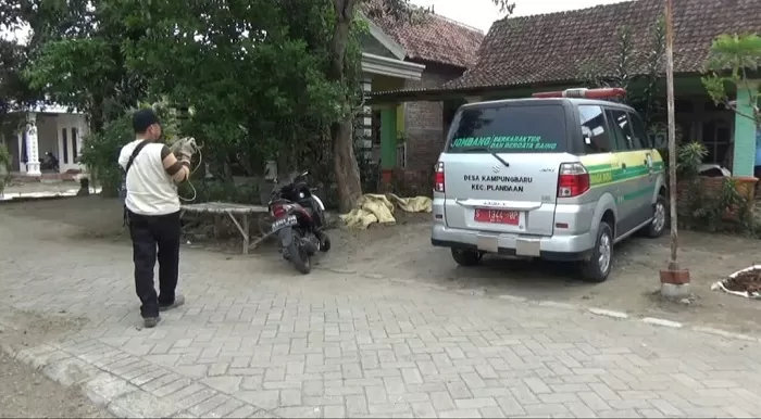 MSD Kampug baru Kecamatan Plandaan yang digadaikan oleh kades Sumber : Anggi Fridianto