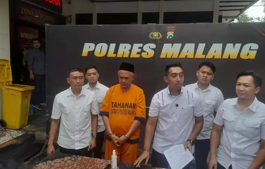 Satreskrim Polres Malang menangkap Kades Pagak, Sumber: Istimewa