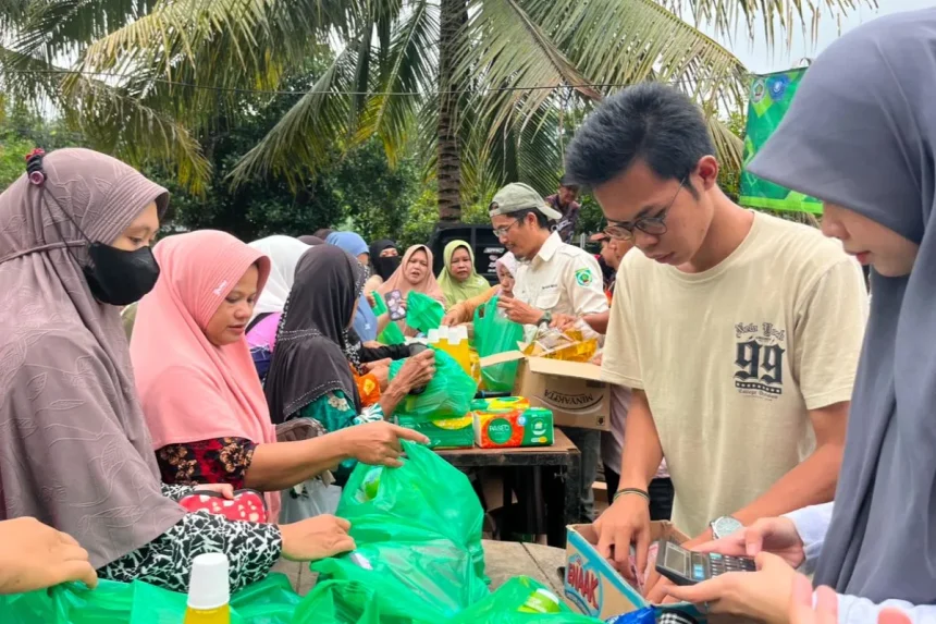 Pasar murah Desa banua ramai dikunjungi masyarakat. Sumber: HO - Balangan