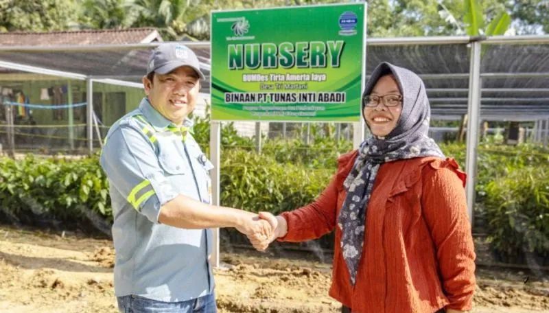 Program CSR terus dijalankan PT TIA untuk masyarakat lebih sejahtera. Sumber: Antara