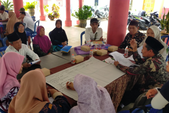 Focus Group Discussion tau FGD kelompok rentan dan marginal di Desa Plaosan. Sumber: Dokumentasi Humas Desa Plaosan