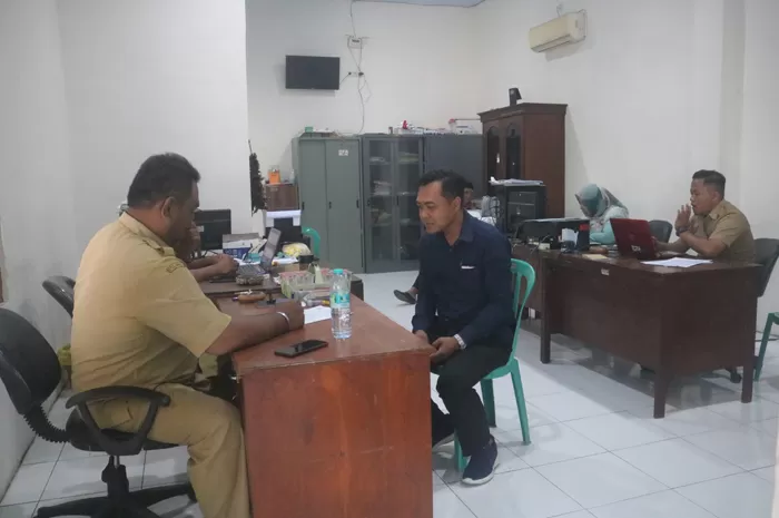 SUasana ruang peayanan di Balai Desa Sambongdukuh yang kini makin nyaman dan representative. Sumber :Achmad RW/Radar Jombang