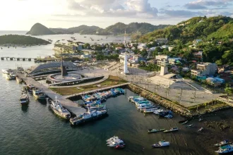 Potret Labuan Bajo, Kabupaten Manggarai Barat, Provinsi NTT. Sumber foto : DernataNTT