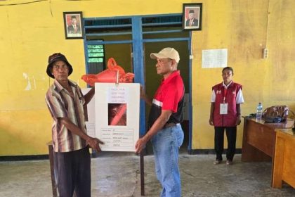 Pelaksanaan PSU di Kampung Mbruwandi. Sumber: rri.co.id
