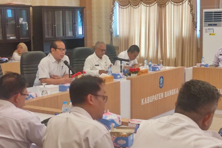 Rapat koordinasi persiapan program Bujang Kampung. Sumber: rri.co.id