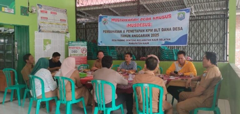 Musyawarah Desa Khusus (Musdessus) Desa Padang Genteng. Sumber: infokini.news
