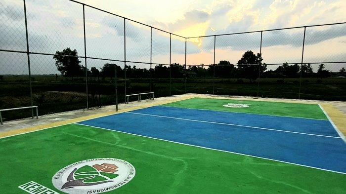 Salah satu sarana olahraga yang dibangun di Desa Gunung Sugih. Sumber tribunSumsel.com