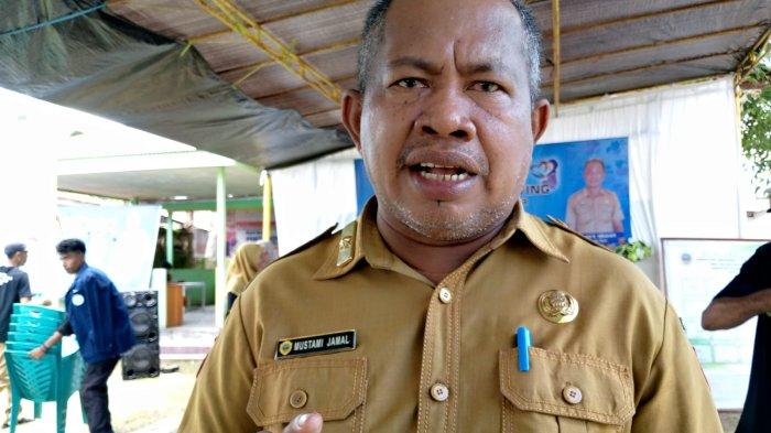 Kepala Dinas BPMD Halmahera Tengah, Mustamin Jamal. Sumber : tribunternate.com