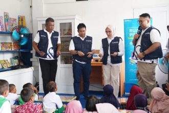 Kegiatan program pembelajaran Ruang Pintar Madani di Desa Towale. Sumber: RRI.co.id