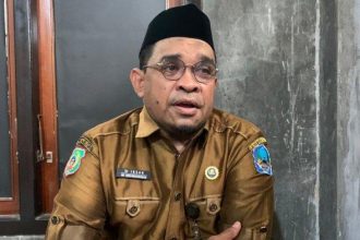 Kepala Bidang Pemerintahan Desa Dinas PMD Halmahera Selatan, Iksan Mursid. Sumber ; tribunternate.com