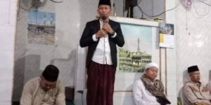 Ruwahan dan doa bersama di Masjid Al-Hikmah Desa Pulau Panggung. Sumber: lahatonline.com