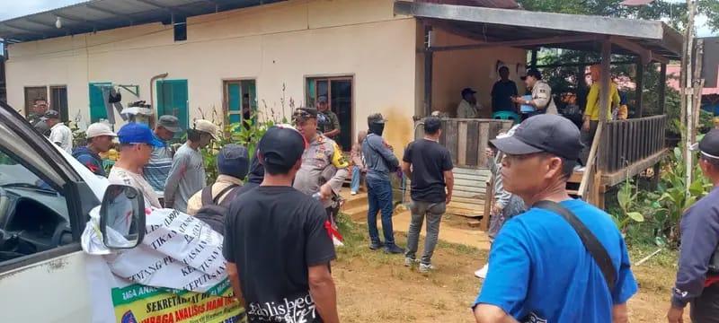 Mediasi petani di Desa Molino dengan PT Penta Dharma Karsa (PDK). Sumber: Banggaipost.com