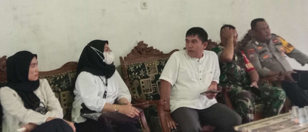 Rapat pembahasan Pemilu Kepala Desa Buntuna Penganti Antar Waktu (PAW). Sumber: RRI