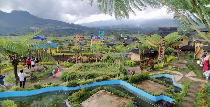 BUM Desa Sumber Sejahtera. Sumber Foto: Instagram cafesawah_pujonkidul